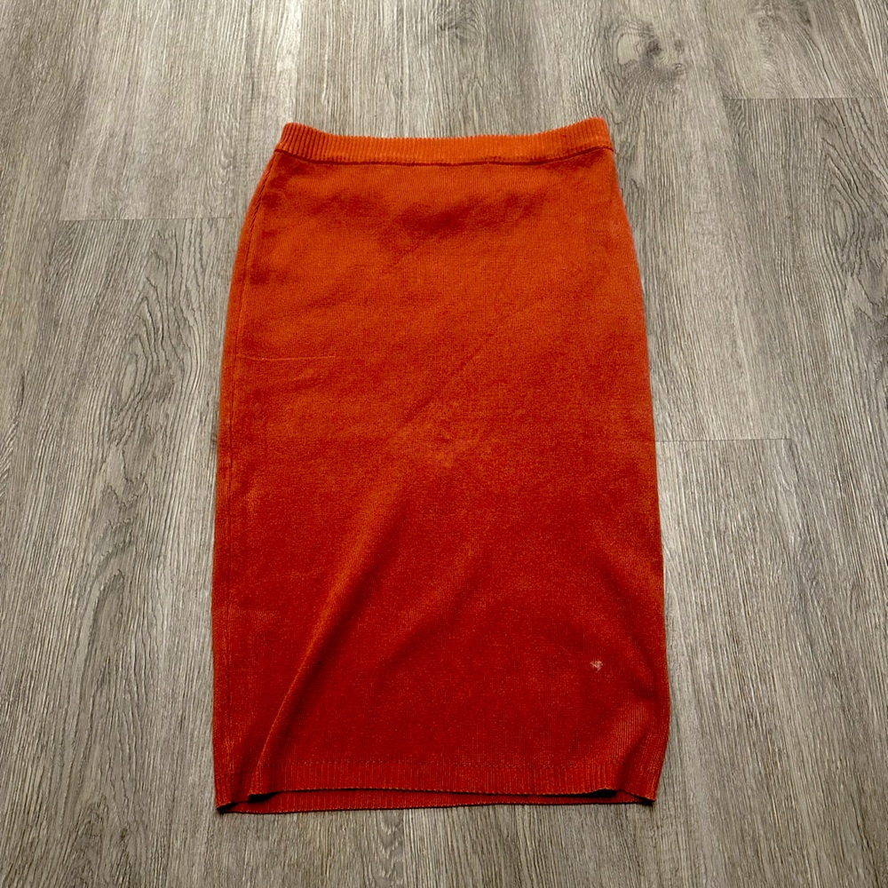 Elegant Orange Knit Skirt